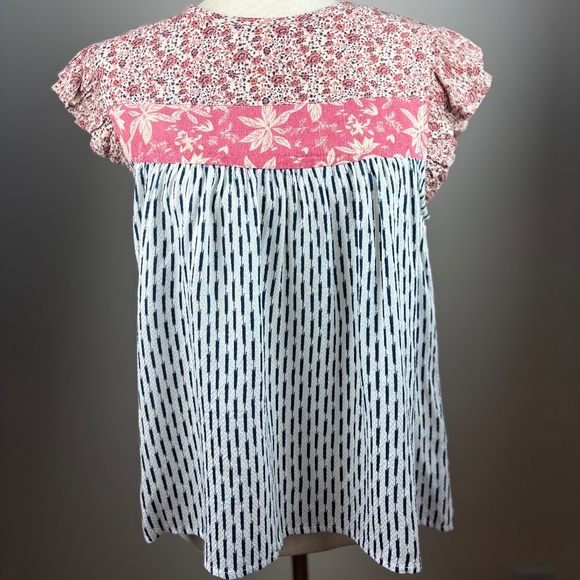 THML (M) Flutter Sleeve Top, NWT - Picture 2 of 6